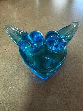 Vintage Ron Ray 1992 Bluebirds of Happiness Lovebirds On Heart Shaped Base